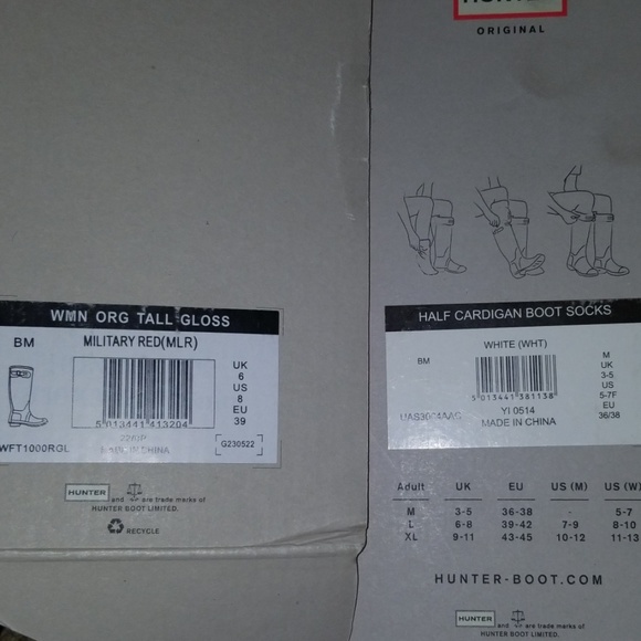 HUNTER Original Gloss Boots (w/Socks) - Picture 8 of 8